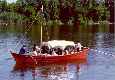 batteau boat